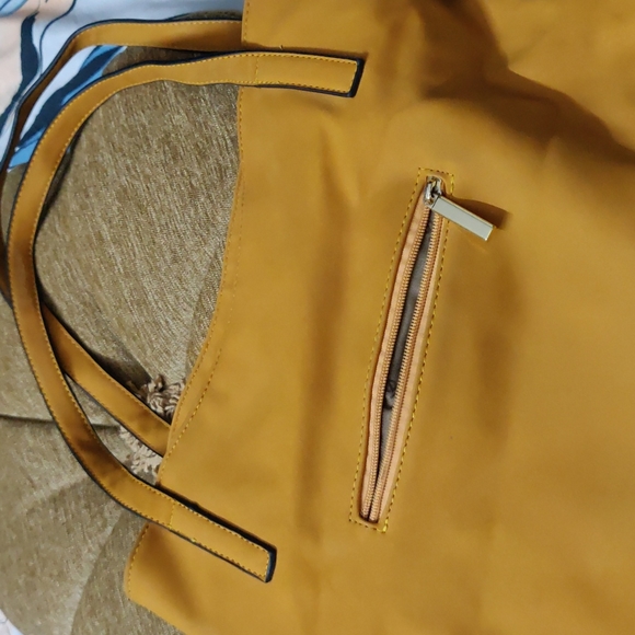 Bright suede tote bag - Picture 4 of 7